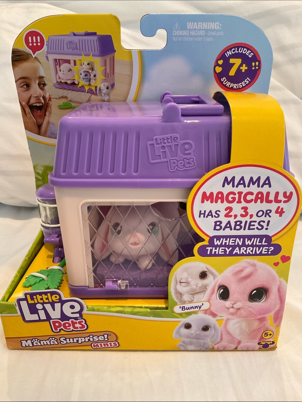 New In Box. Mama Surprise! Pet Playset - Purple and White